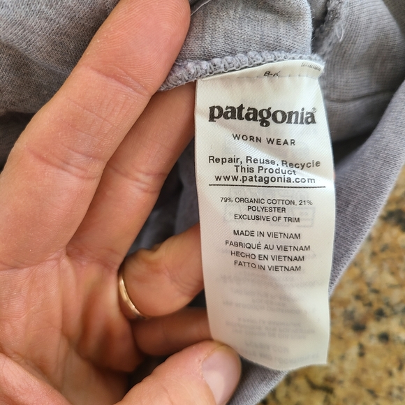 Patagonia Cream Quilted Crew Neck Sweater - Picture 7 of 7